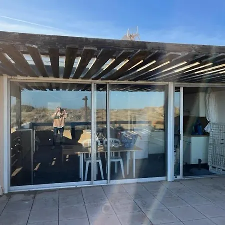 Apartment T3 A Cap D'agde, 6 Pers, Au Bord De La Avec Parking Et Terrasse - Fr-1-749-13 Agde